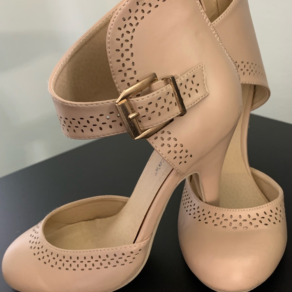 Shoes from Francescas💵